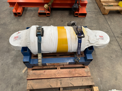 Komatsu REAR SUSPENSION (ROD UP)